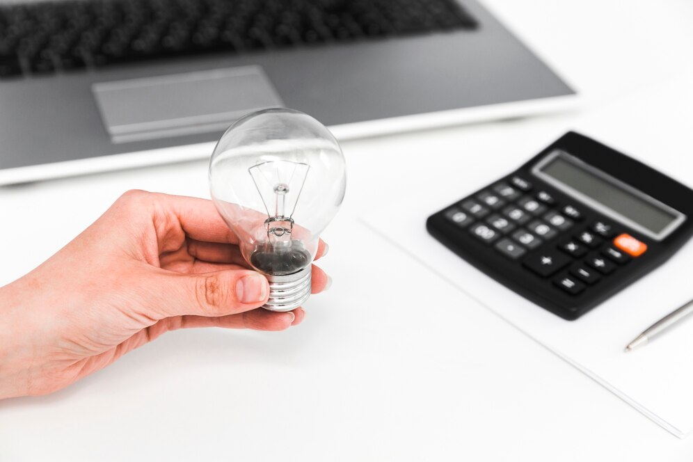 ¿Podemos ahorrar en la factura de la luz?